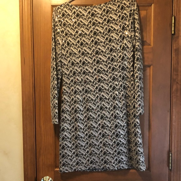 Long sleeve Cocktail dress - Picture 2 of 3